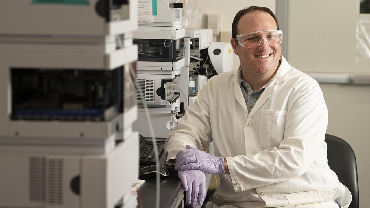 Justin Siegel in lab